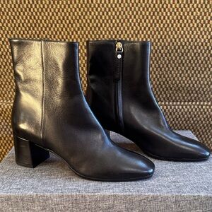 Elegant Black Ankle Boots